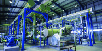 Explore industrial internet marketing best practices for 2025.